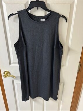 Duluth Trading Co Black Sleeveless Tank